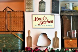 Best Kitchen Gifts for Moms and Home Chefs