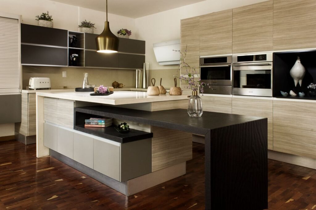 Modern kitchen design ideas featuring minimalist, Scandinavian, farmhouse, luxury, industrial, and smart kitchen styles to inspire your 2026 kitchen remodel.