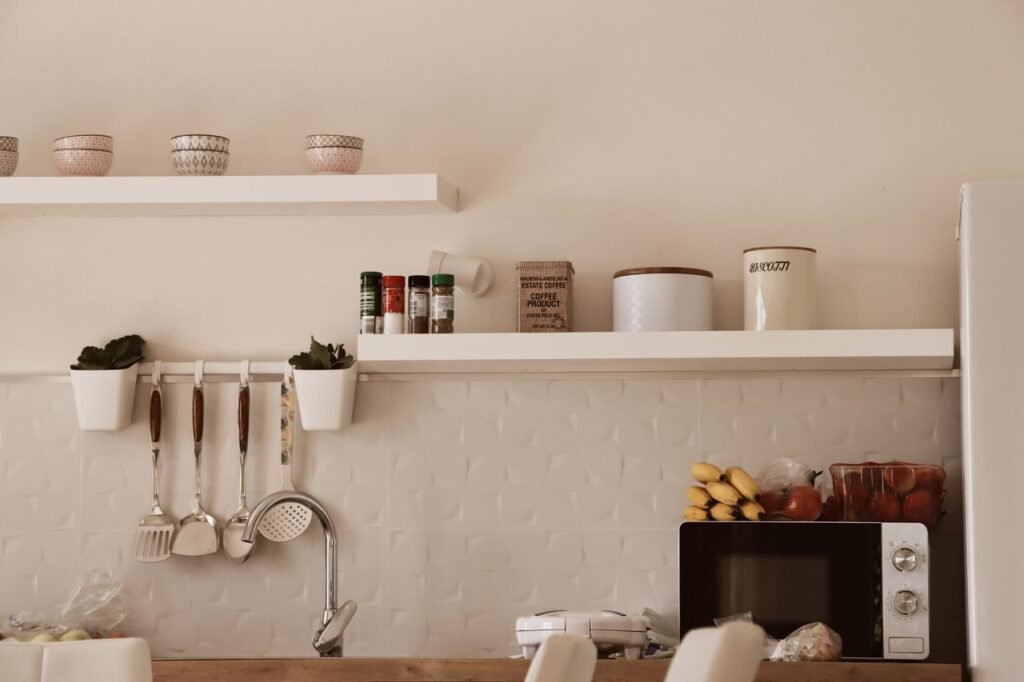 Affordable kitchen decorating ideas with Amazon finds